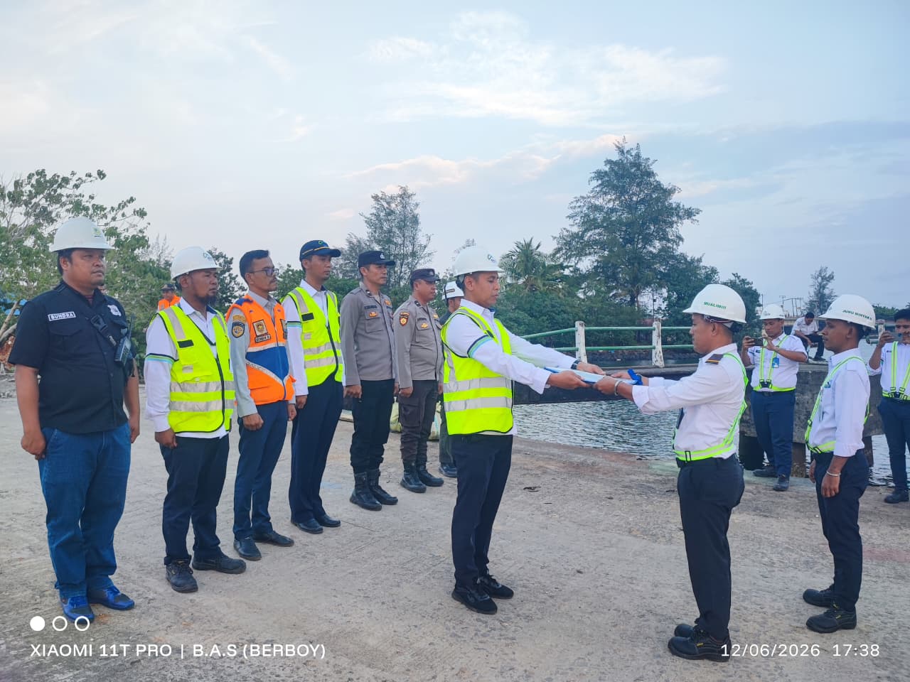 Enggano Terhubung, Dua Kapal Berangkat dari Pulau Baai Bawa Ratusan Penumpang dan Kendaraan